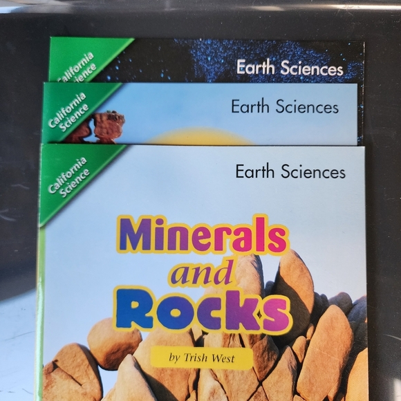 Lot of 12 Scott Foresman California Science books Physical, life & Earth Science - Picture 3 of 5